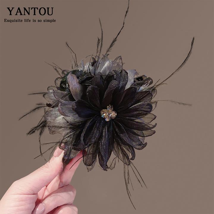 黑色羽毛抓夹显发量发夹女2025新款蕾丝花朵鲨鱼夹后脑勺盘发头饰