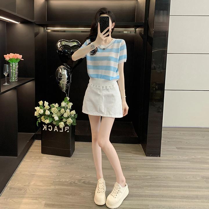 条纹针织短袖T恤女夏季正肩漂亮上衣洋气减龄小个子A字牛仔半身裙