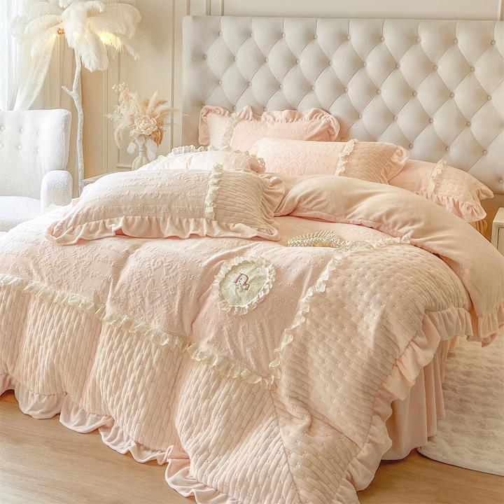 韩版加厚保暖床裙款牛奶绒四件套冬季珊瑚绒雕花绒被套罩床上用品