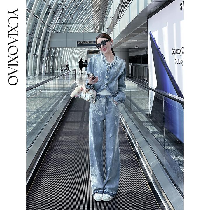 余潇潇【普鲁士新贵】时尚100棉蕾丝烫钻牛仔外套&宽松直筒牛仔裤