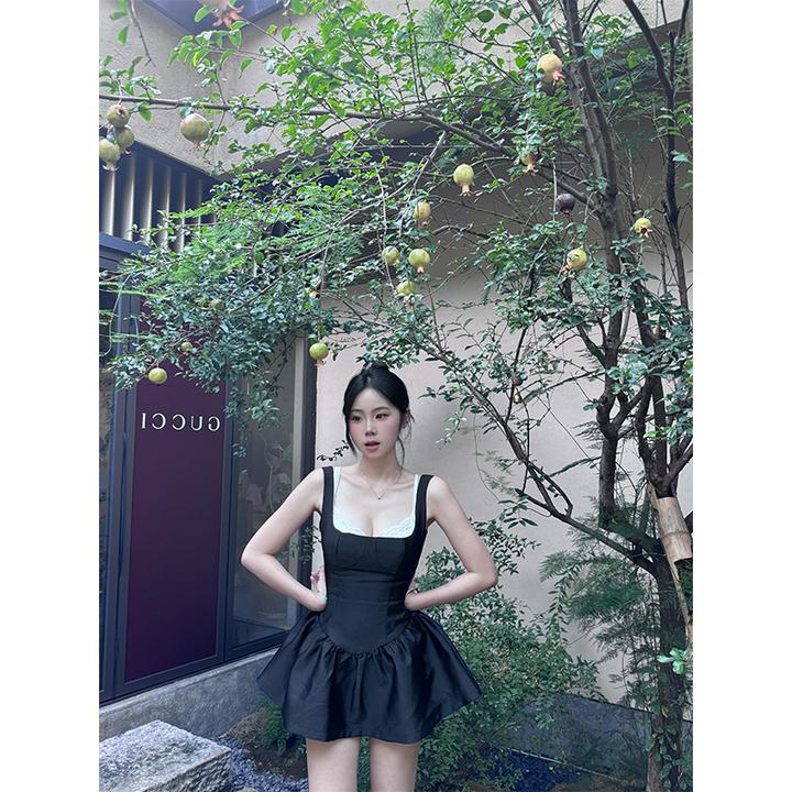 蕾丝拼接假两件吊带连衣裙女2025夏季新款小个子收腰显瘦A字短裙