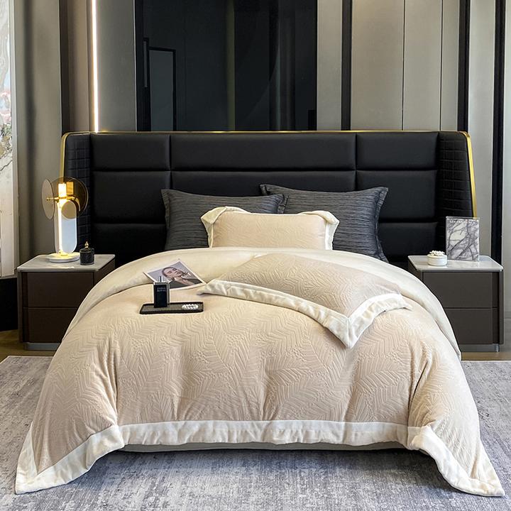 新款秋冬AB版全消光立体雕花烂花牛奶绒双拼角四件套加厚被套床单