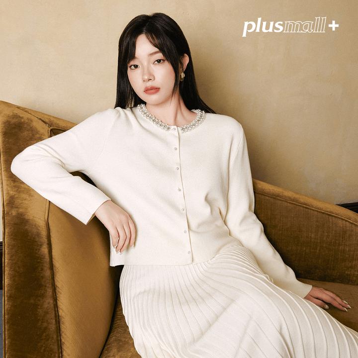 PLUSMALL 月光山茶 香奶奶老钱风珍珠扣软糯针织套装PM2407101AB