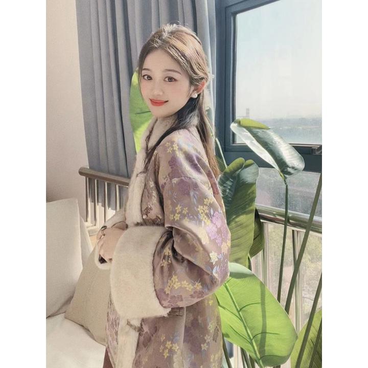 新中式女装2024冬装新款加厚唐装紫色小香风高级感国风盘扣外套女