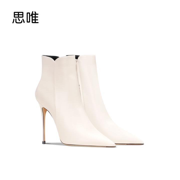 思唯米白侧拉链短靴女2025爆款洋气冬尖头细跟百搭时装靴短筒单靴