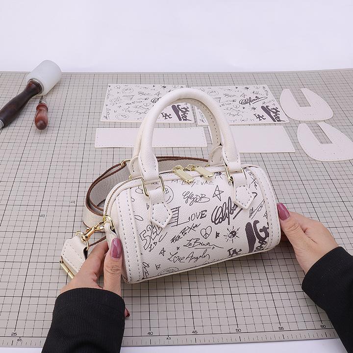 百搭洋气时尚波士顿休闲纯手工diy手工包包涂鸦印花单肩斜跨肩包