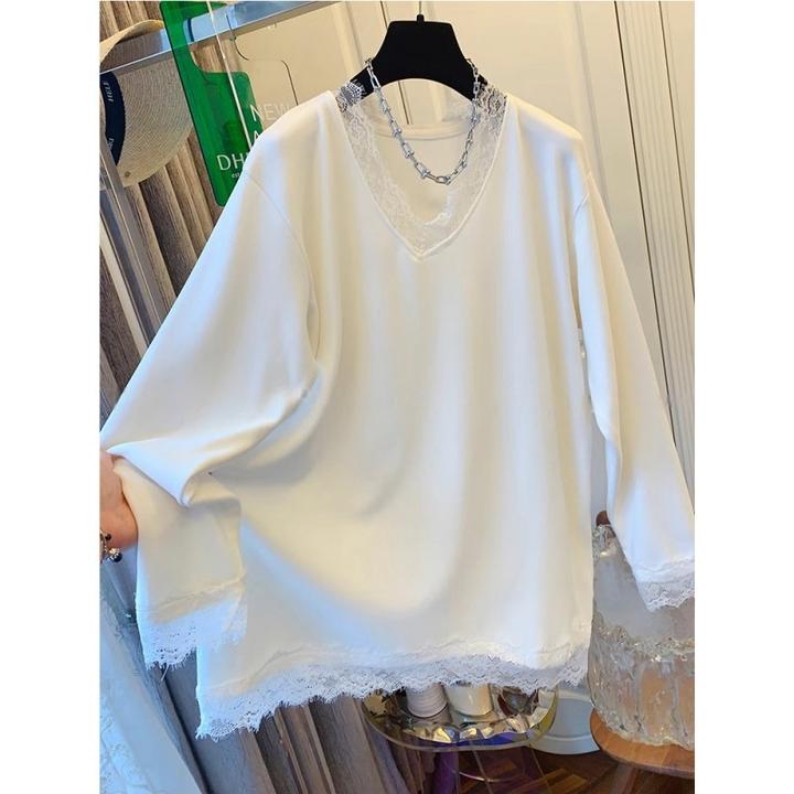 雪千羽大码胖MM蕾丝拼接德绒V领白T恤打底衫宽松上衣女2024冬新款