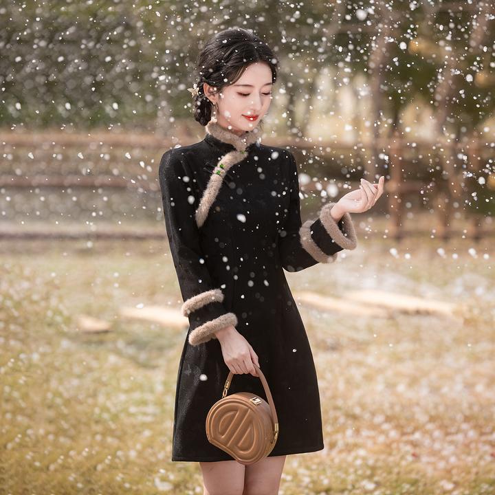 小个子黑色新中式冬季短款旗袍2025年加绒口袋A版长袖日常连衣裙