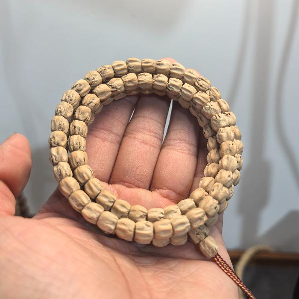 【新手进阶】热振奶油皮大尺寸多棱方块顺！皮质油性好！