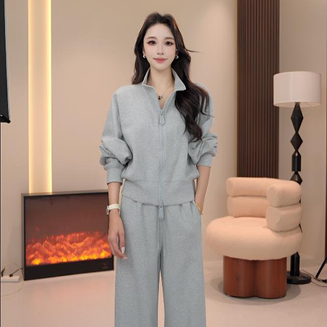 Basic House/百家好2025年秋季新款时尚气质慵懒两件套DC546