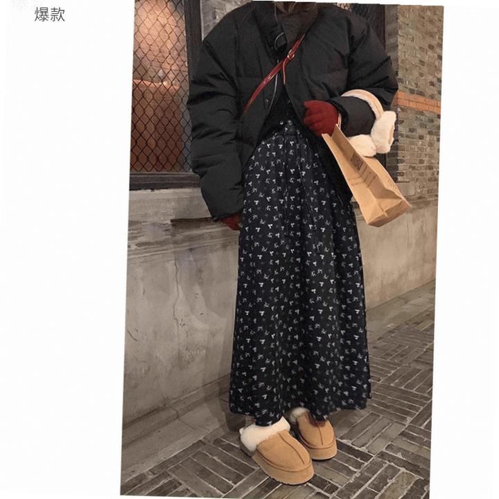 莲叶丝绒冬季韩系碎花显瘦女设计感松紧腰腰复古中长款字长裙