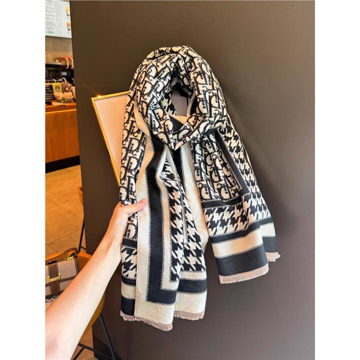 culv高档送礼经典字母千鸟格围巾女冬季双面外搭披肩时尚保暖围巾
