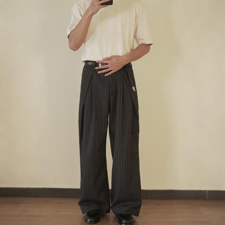 0797SEVEN 400克对褶条纹休闲西裤