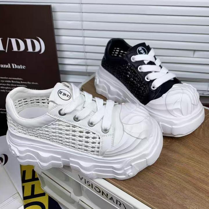 2025新款百搭厚底增高贝壳头溶解鞋女休闲运动板鞋编织透气孔网鞋