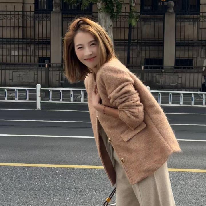 【芬兰往事】新款轻奢显瘦通勤时尚小香风羽绒服 新国标90白鸭绒