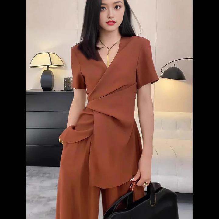 夏季大码时尚西装套装女胖mm法式收腰V领设计感西服阔腿裤两件套