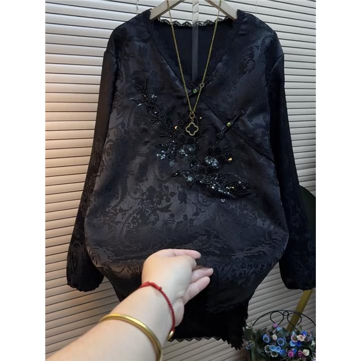 大码女装2025春季新款v领新中式上衣女显瘦胖妹妹胖mm气质设计感