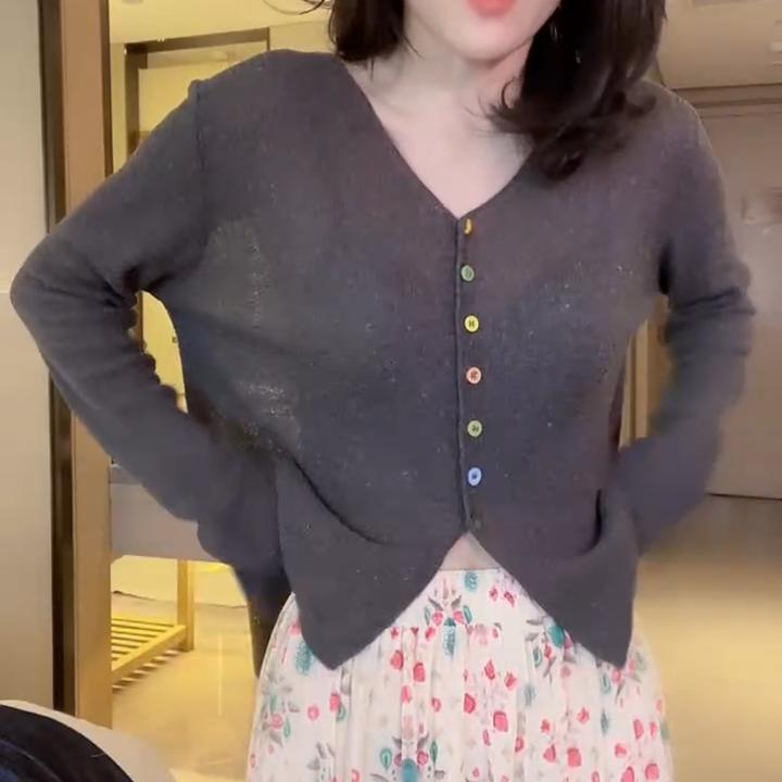 【醒春】软糯彩扣宽松显瘦单排扣新款针织开衫LK2502029