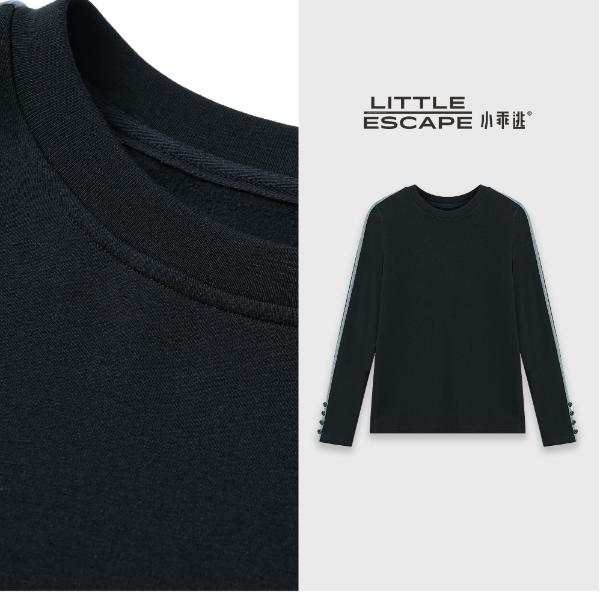 小乖逃休闲时尚黑色卫衣圆领灰色线条袖四扣秋冬S25766