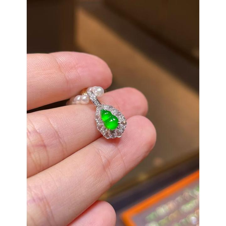 diy轻奢翠绿色葫芦吊坠18K色镶嵌款高冰满色葫芦小滴流吊坠气质款