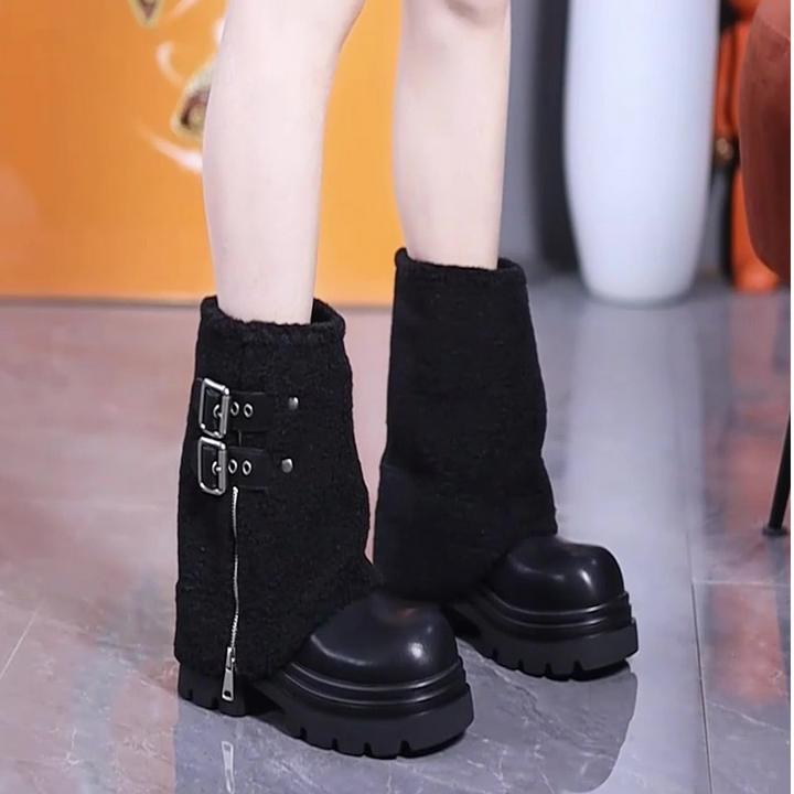 5cm甜酷厚底毛毛裤管靴女2025秋冬学院风圆头皮带扣粗跟骑士短靴