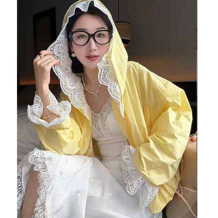 时尚蕾丝连帽短款外套女欧货2025春季时尚洋气宽松休闲百搭防晒衣