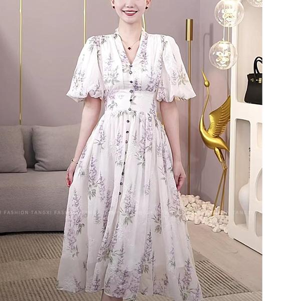 现货2025夏季新款【温柔浅夏】气质温柔V领收腰显瘦设计感连衣裙子