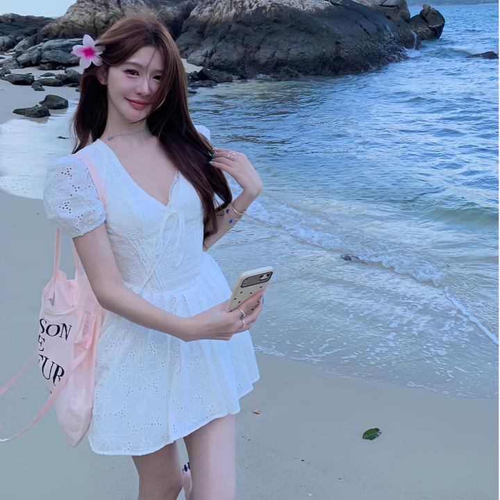 【薄荷曼波】春夏新款泡泡袖公主裙女V领修身小显瘦海边度假风短裙