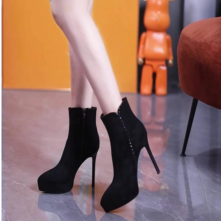 11cm超高跟尖头防水台绒面百搭瘦瘦靴女2025冬气质细跟侧拉链短靴