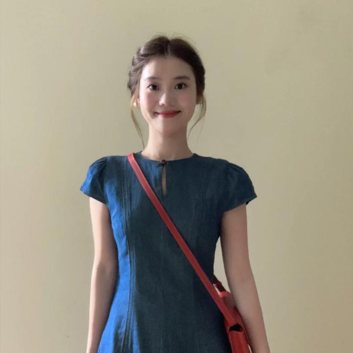 法式小众设计感复古连衣裙女2025夏季新款高级感气质显瘦牛仔长裙