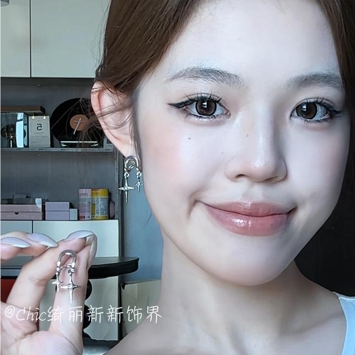 合金锆石耳饰 轻奢小众冷淡风芒星耳环女韩系爆款高级感耳钉网红