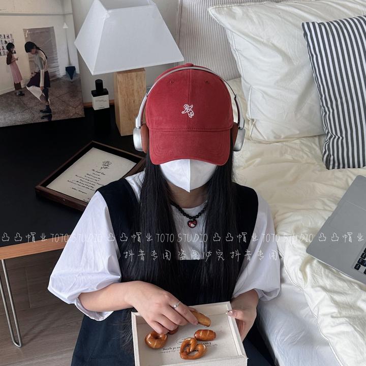 半硬顶韩版刺绣宇航员棒球帽女磨毛大头围鸭舌帽加宽加深帽檐显瘦