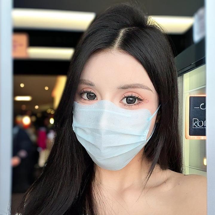 2025夏季透气两层口罩100支蝴蝶显脸小高颜值时尚一次性独立包装