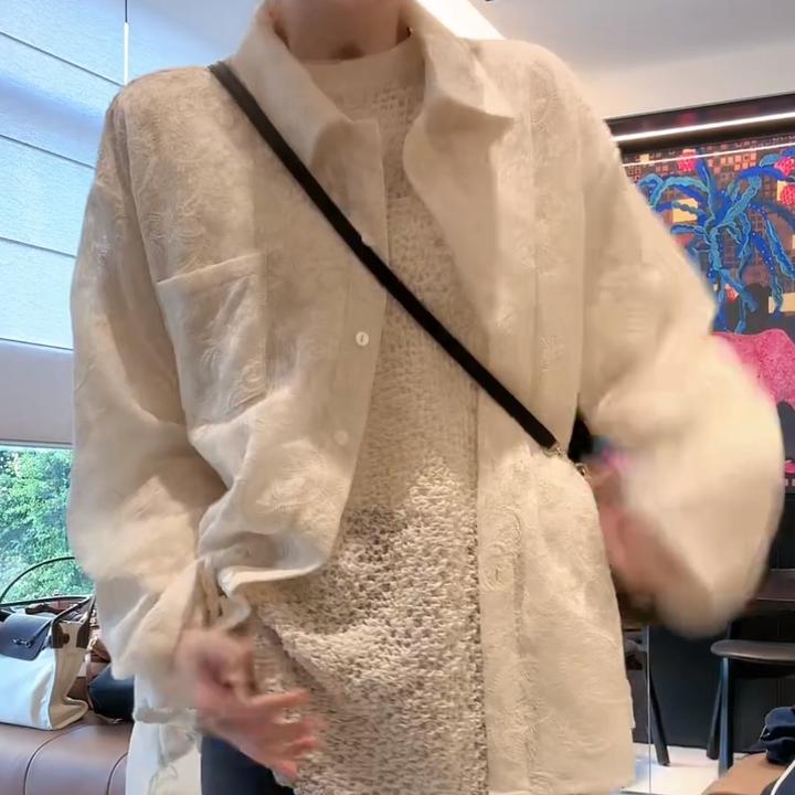 设计甜美重工钩花开衫长袖外套2025春夏新款气质时尚宽松衬衫女