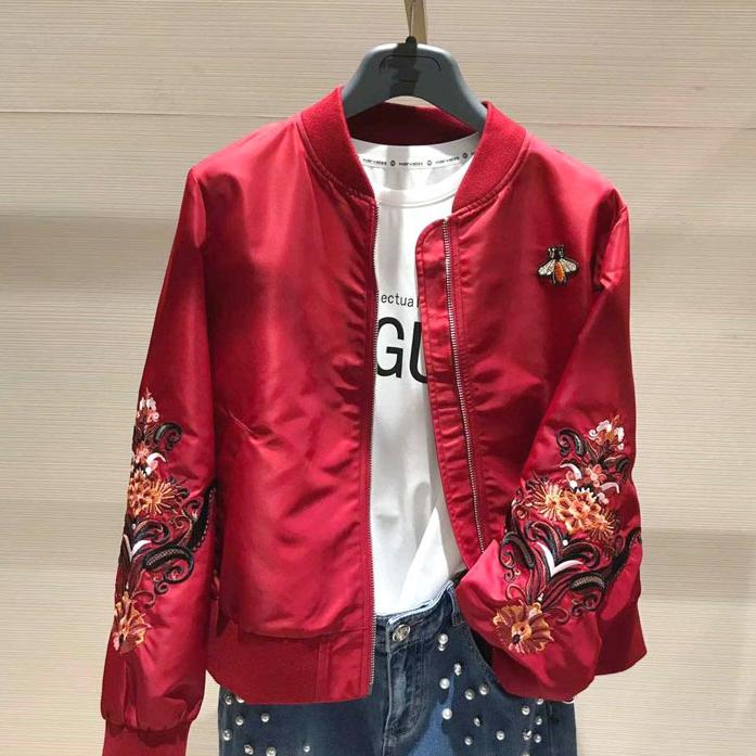 哥弟阿玛施正2025春秋时尚红色立领刺绣棒球服女拉链夹克短款外套
