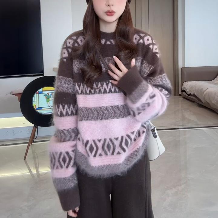 2025仿貂毛北极绒复古圆领撞色套头针织衫女秋冬保暖长袖毛衣上衣