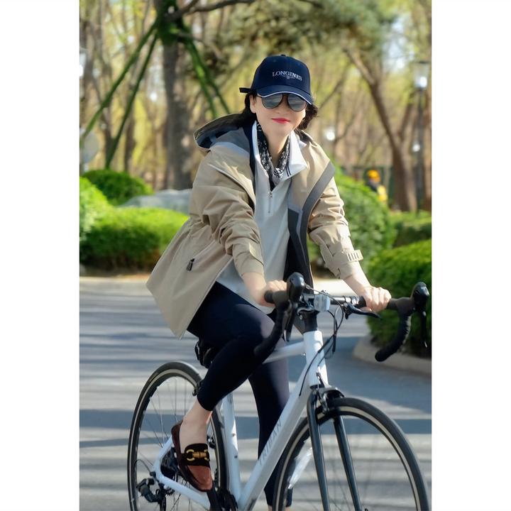 我是摩羯  M家软壳冲锋衣 瑞士三防三层压胶拉链户外夹克外套