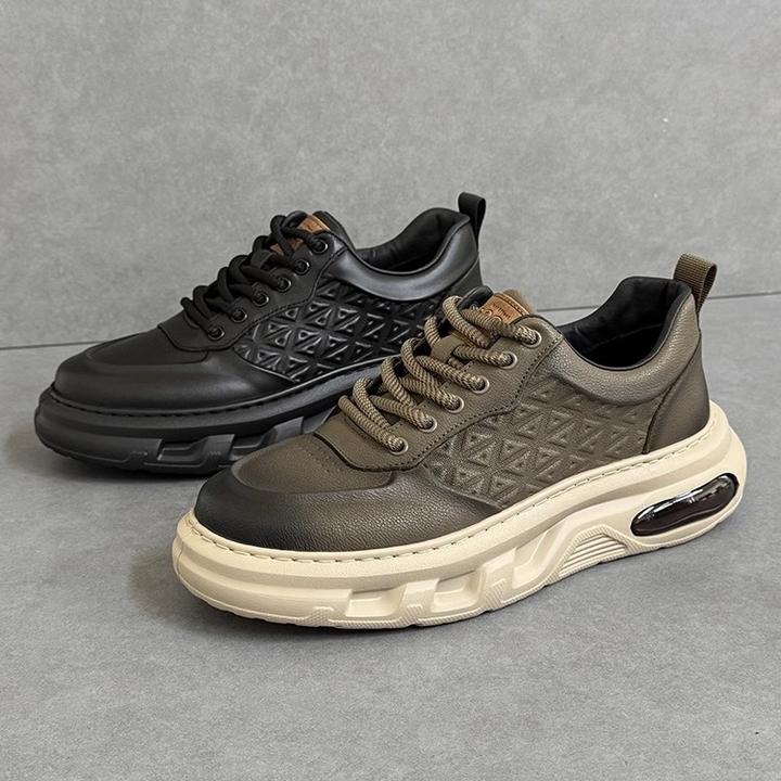 男鞋轻便舒适软底不累脚皮面休闲运动鞋男士厚底增高黑色老爹潮鞋