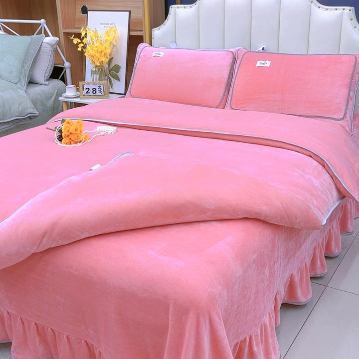 织纬8-8.5斤加厚牛奶绒纯色四件套好物冬季床裙款学生宿舍床上3件