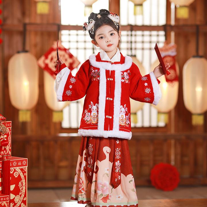 汉服冬款女童冬装马面裙套装2024冬季秋冬儿童国风拜年服女孩唐装