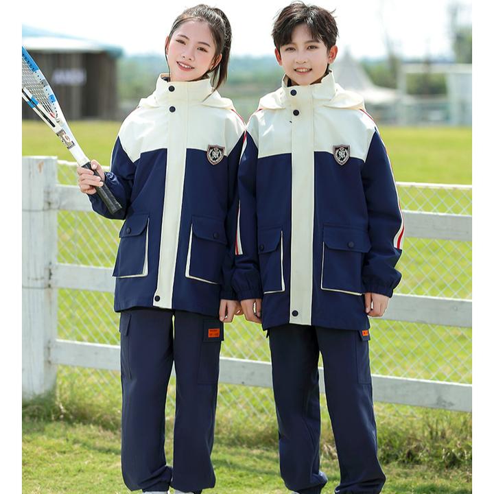 果果同学 秋冬季摇粒绒可拆卸学生冲锋衣三件套班服加厚运动套装