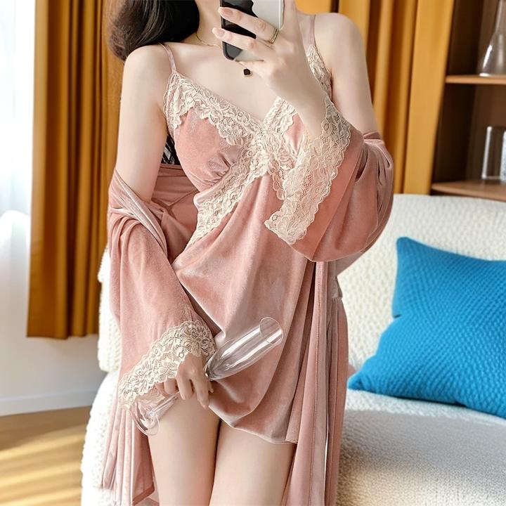 性感金丝绒纯欲风女睡衣带胸垫蕾丝花边吊带睡裙睡袍秋冬季宫廷