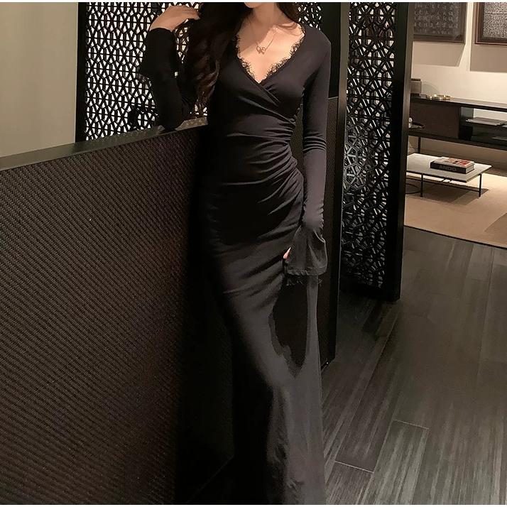 气质百搭蕾丝花边长袖鱼尾连衣裙女秋季修身包臀裙