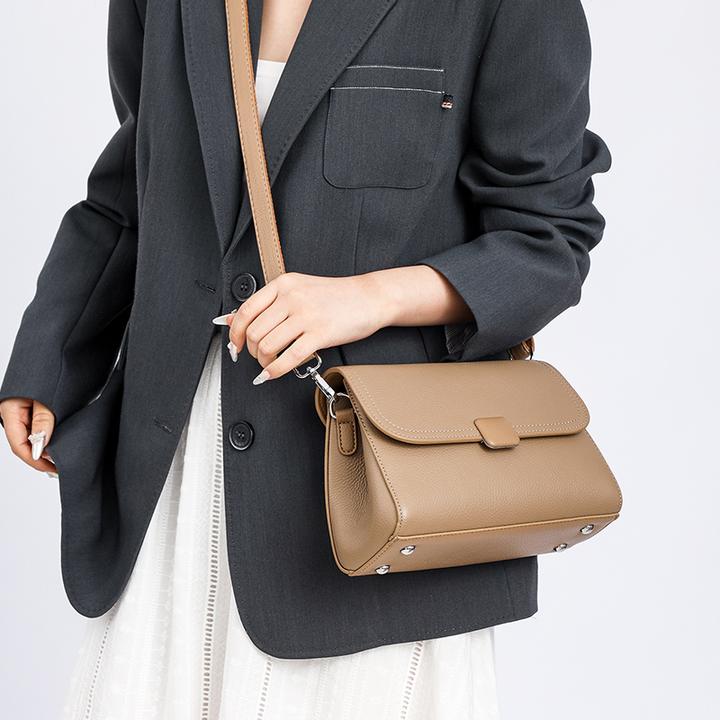 真皮女士单肩包简约百搭包包女软皮中年妈妈包时尚大气牛皮斜跨包