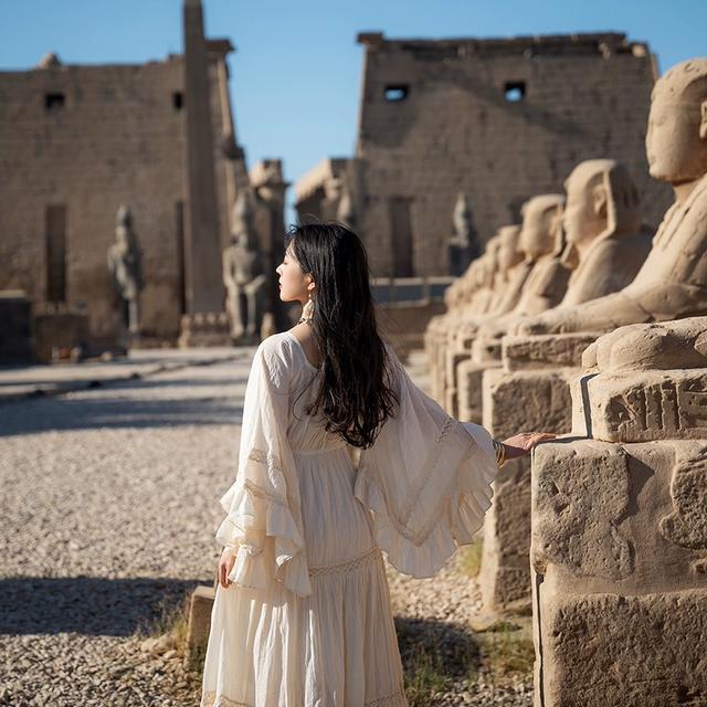 理想三旬女装8米用料重工喇叭袖大裙摆米白色仙女裙长裙