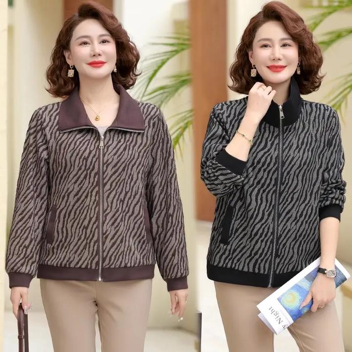 小个子妈妈春秋休闲外套短款50岁减龄洋气上衣中老年人女秋装夹克