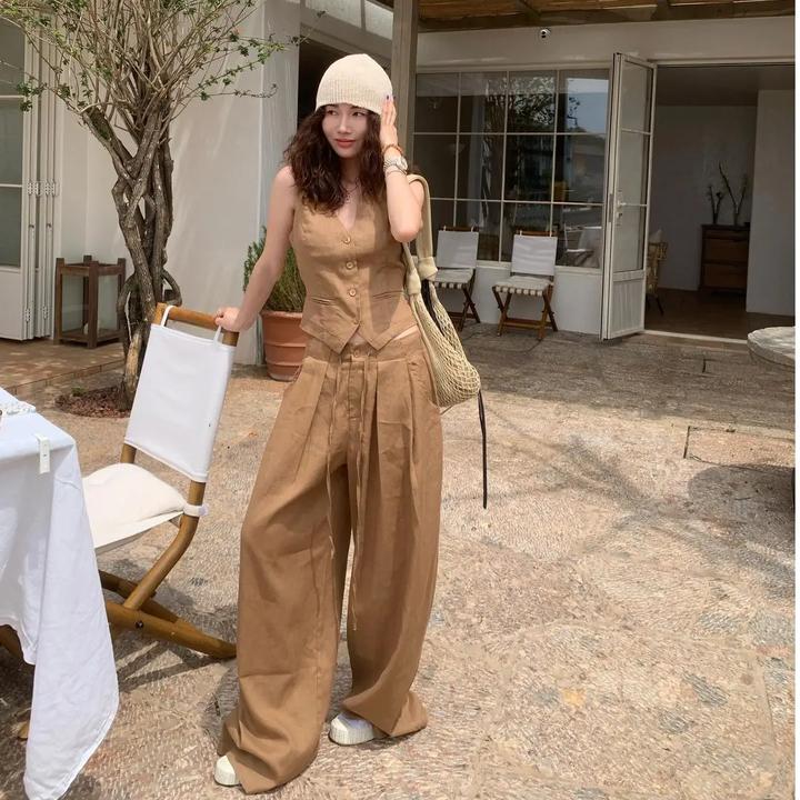 老钱风气质卡其色无袖马甲上衣时尚套装女高腰阔腿裤通勤两件套装