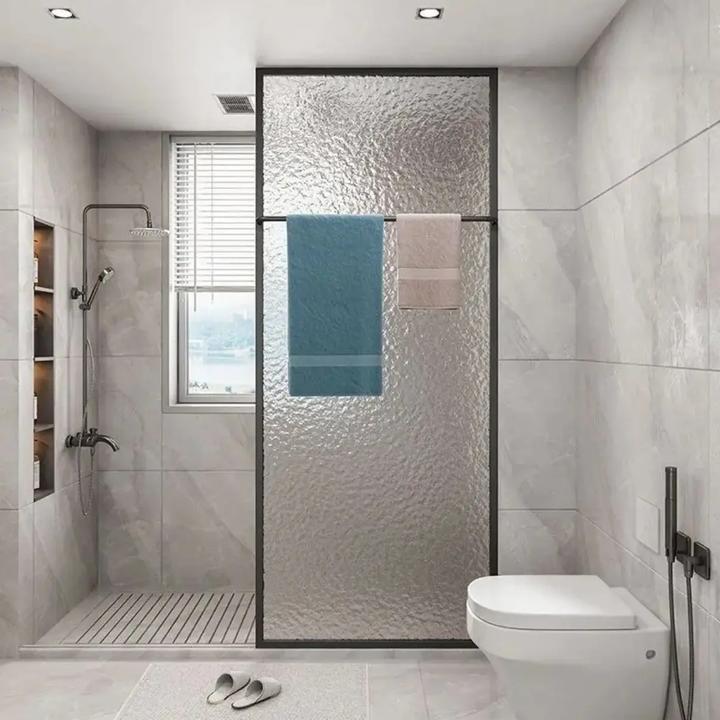 定做现代化灰色调简约浴室卫生间洗手台设计清新明亮隔断定制