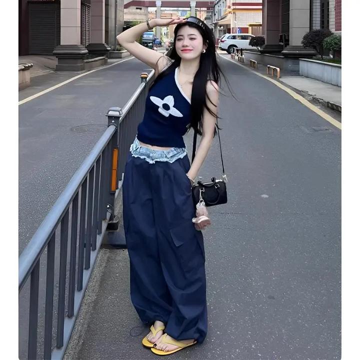 设计感斜肩背心上衣女夏季2025新款百搭高腰显瘦阔腿裤子时尚套装