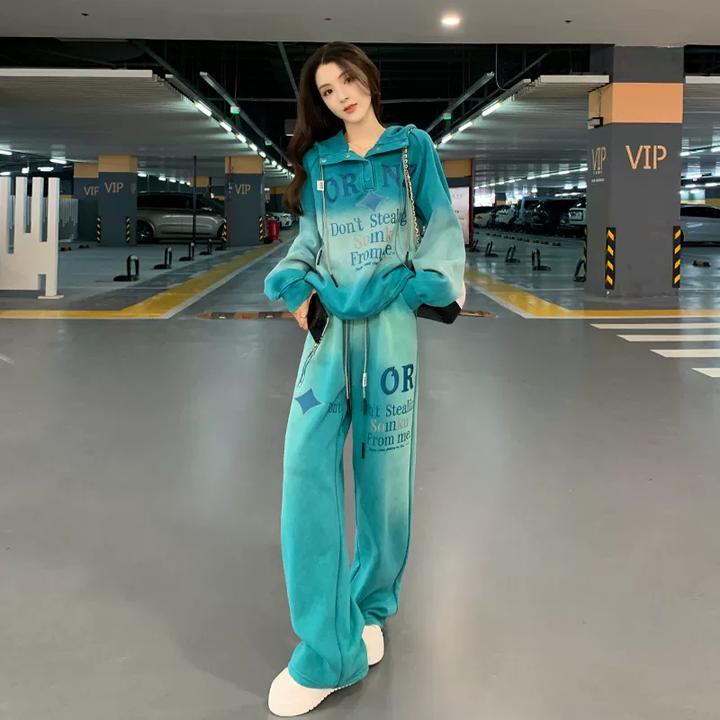 秋冬搭配一整套高级感时尚减龄加绒加厚卫衣休闲运动风两件套装女